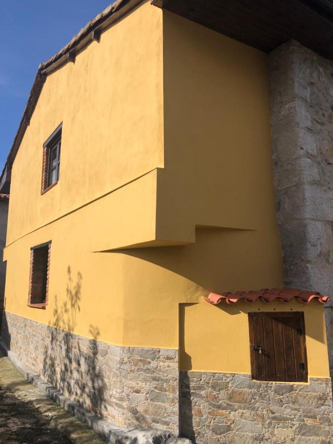 Vivienda Vacacional El Navariegu 1 Villanueva de Pria Luaran gambar